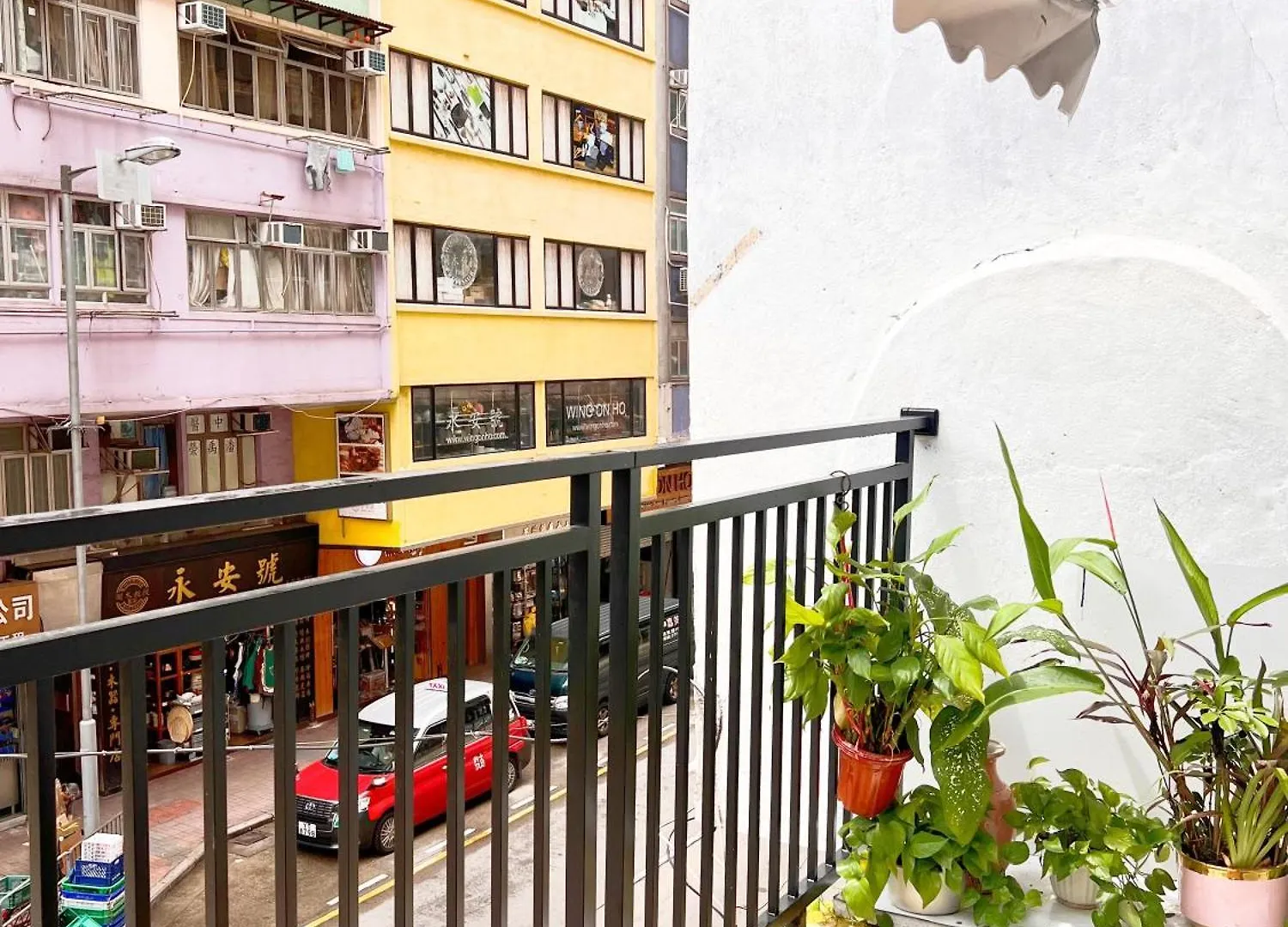 Waveflo Hostel 浪花青旅 Hong Kong